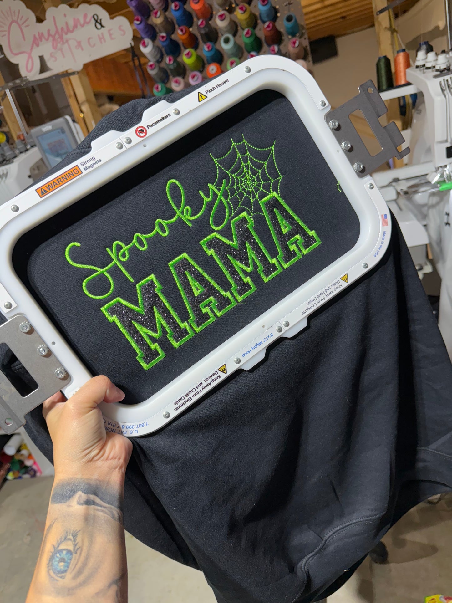 Spoooky Mama ๐ค๐ธ๏ธ