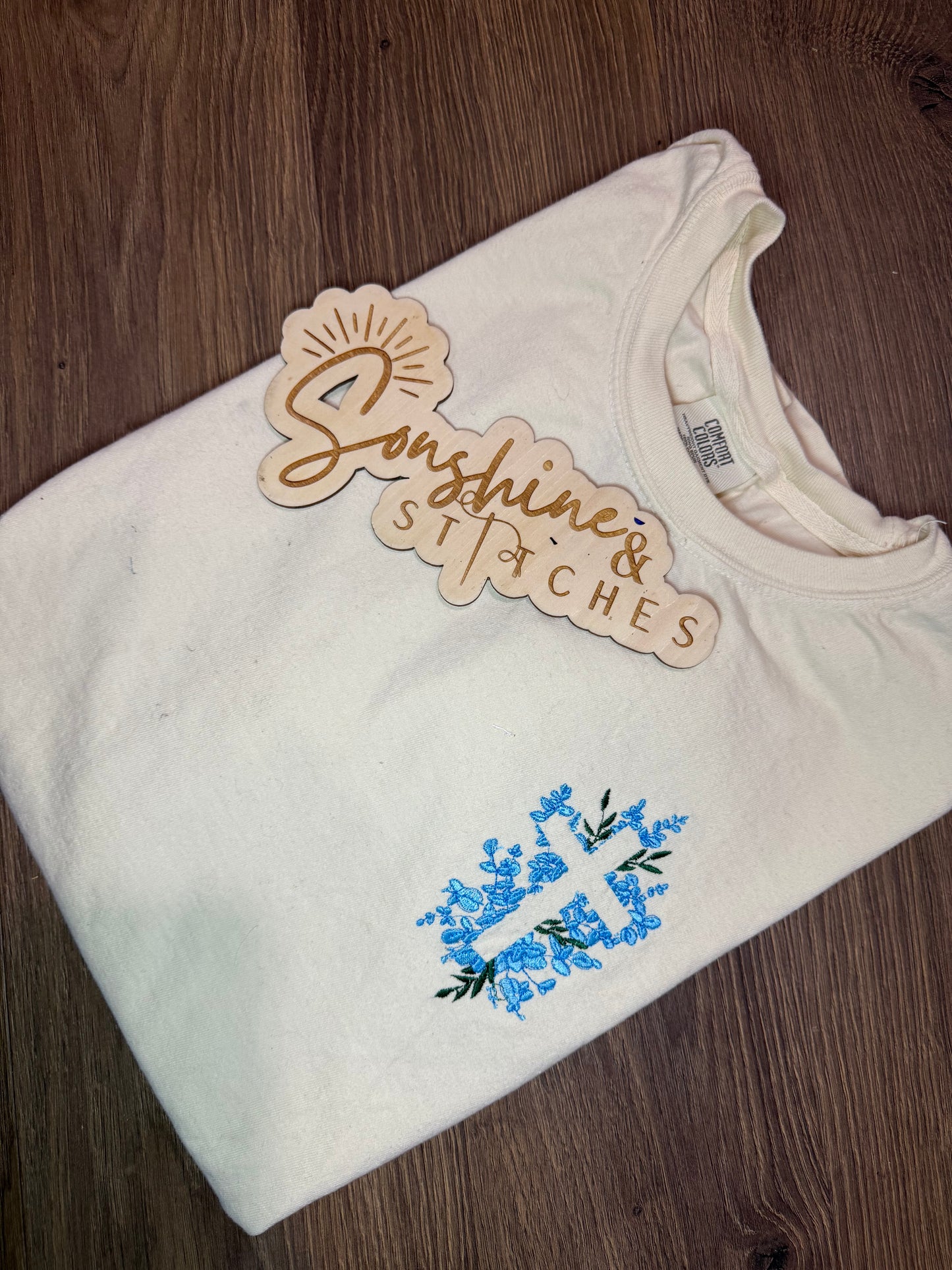 Floral Cross CC Tee ๐๐ผ